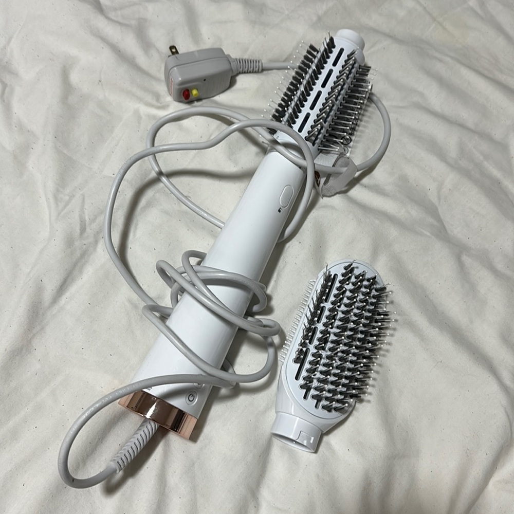 T3 Micro Blow Dryer Brush